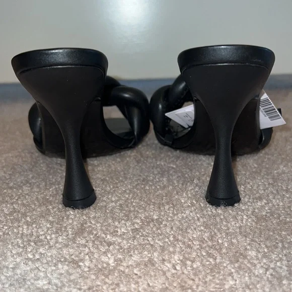 Mango leather braided design knotty mule sandals - Picture 2 of 5